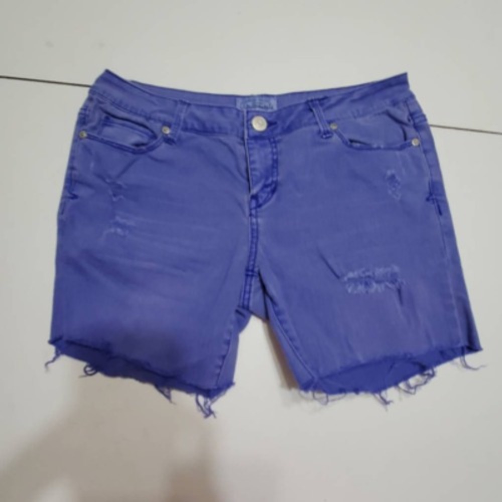 Aeropostale Womens Bayla Skinny Jean Shorts Purple Distressed Stretch Pocket 7/8